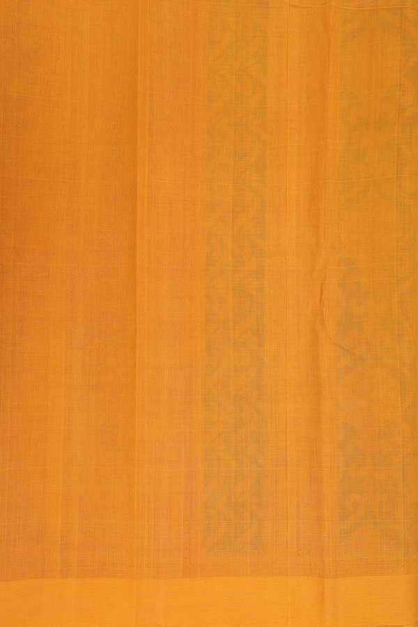 Kanchi Cotton Saree In Mehendi Green With Paisley Buttas