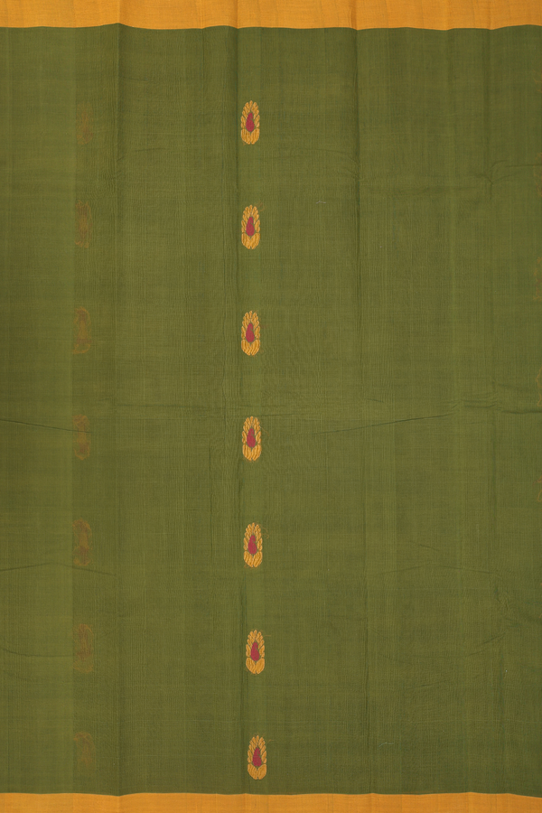 Kanchi Cotton Saree In Mehendi Green With Paisley Buttas