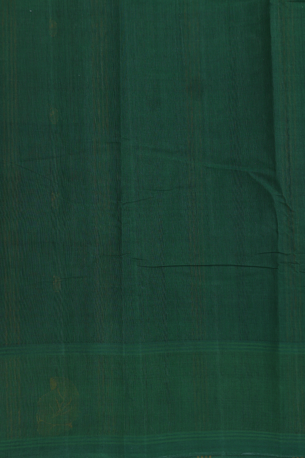 Kanchi Cotton Saree In Orange With Paisley Buttas