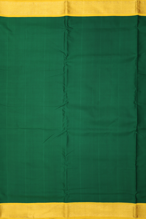 Kanchipuram Nine Yards Silk Saree In Green With Zari Border