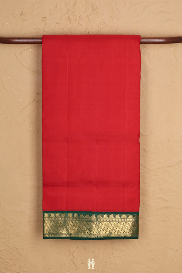 Kanchipuram Nine Yards Silk Saree In Red With Zari Border