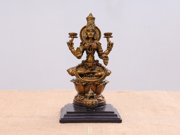 Goddess Laxmi Statue For Pooja Set