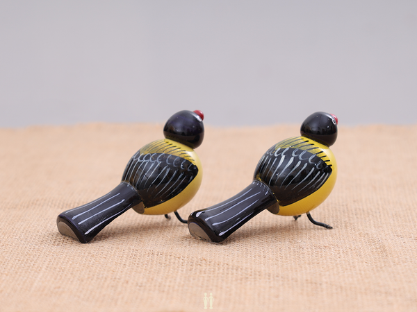 Set Of 2 Wooden Handicraft Multicolor Birds For Showpiece
