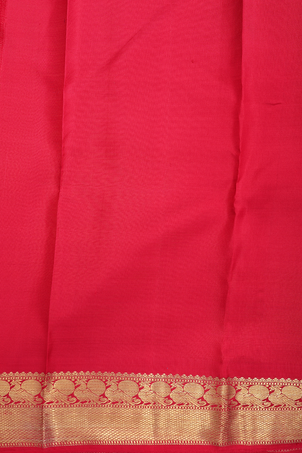 Kanchipuram Silk Saree Chilli Red With Peacock Chakram Buttas