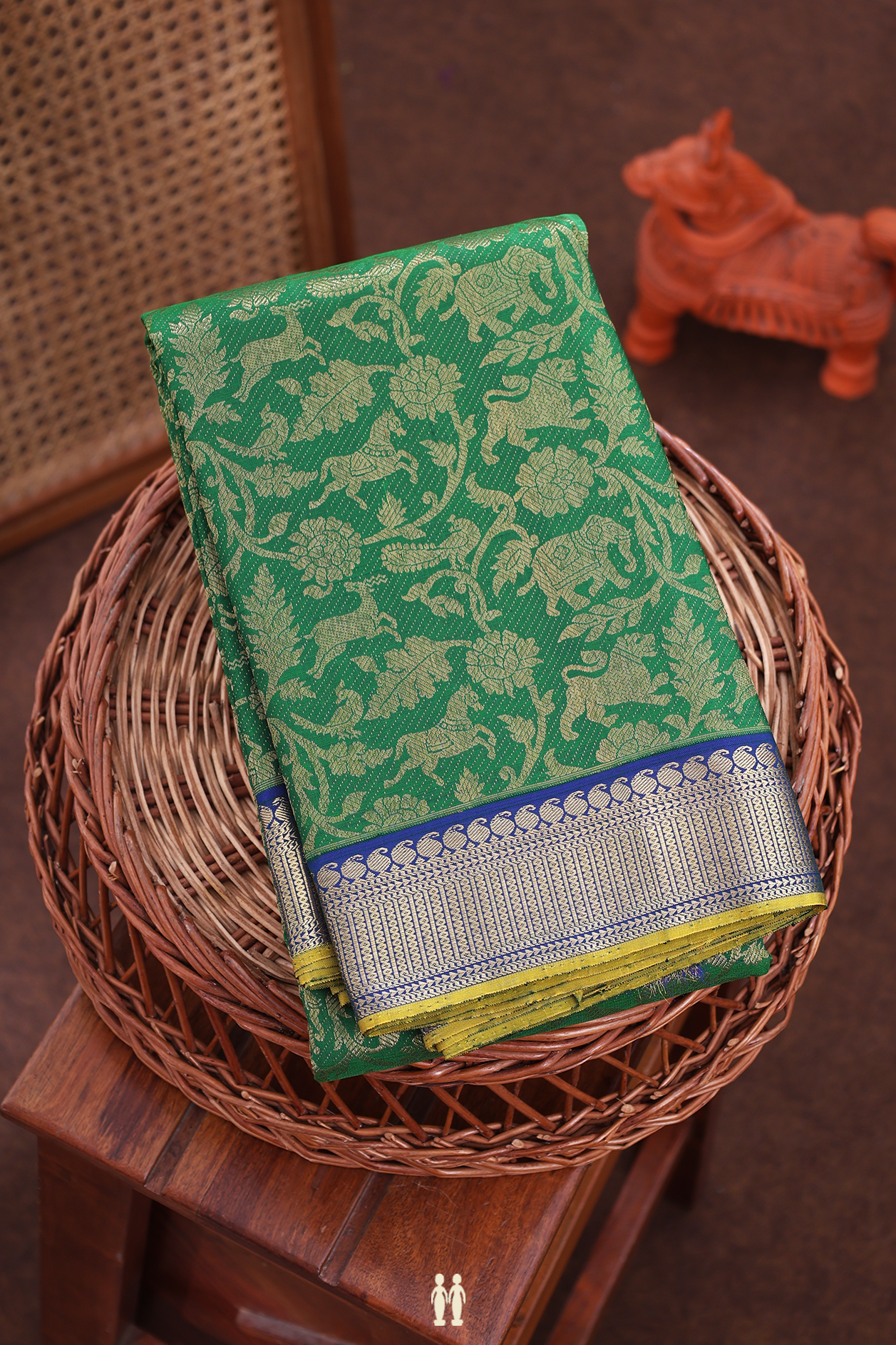Kanchipuram Silk Saree Forest Green With Vanasingaram Design
