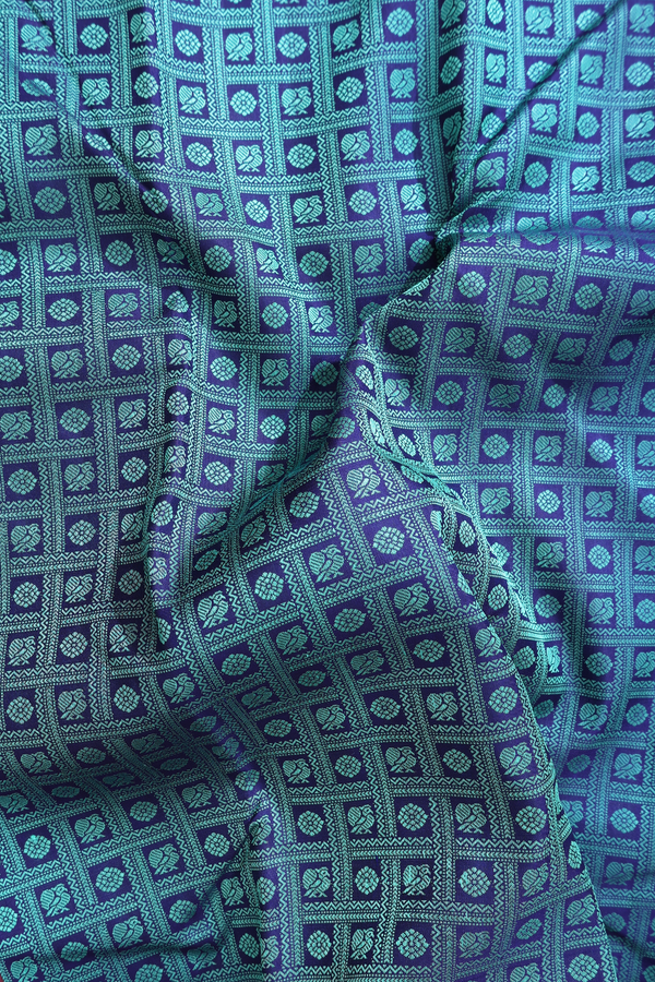 Kanchipuram Silk Saree Green And Blue With Jacquard Pattern