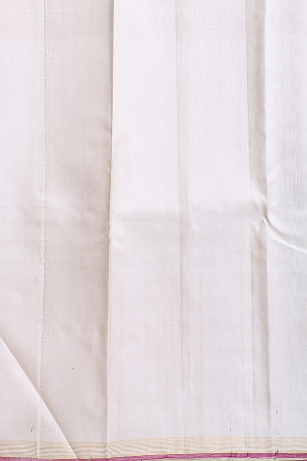 Kanchipuram Silk Saree In Green And Yellow With Checks Design