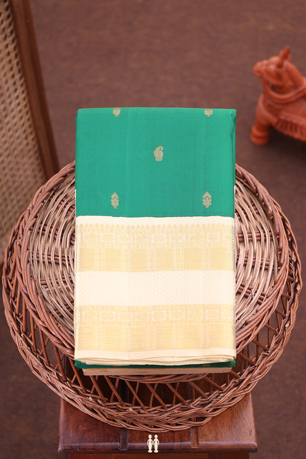 Kanchipuram Silk Saree Green With Paisley Buttas