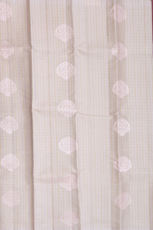 Kanchipuram Silk Saree In Beige Along Checks With Motifs