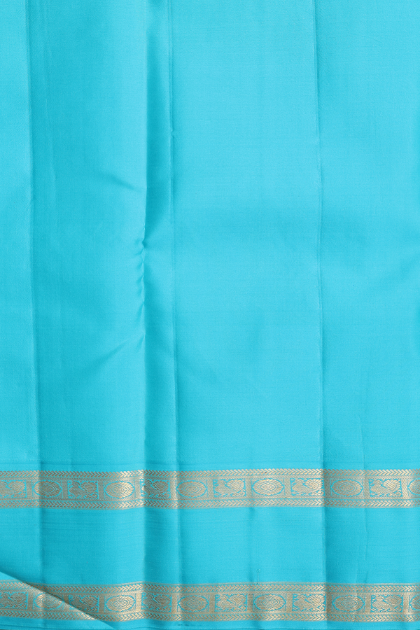 Kanchipuram Silk Saree In Cream With Paisley Buttas