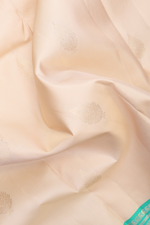 Kanchipuram Silk Saree In Beige With Thilagam Buttas