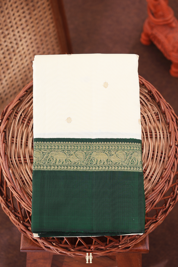 Kanchipuram Silk Saree In Beige With Zari Buttas