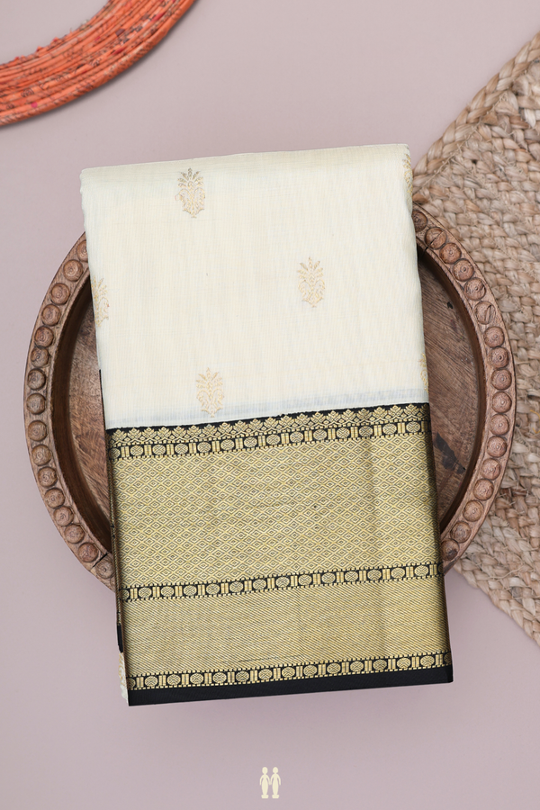Kanchipuram Silk Saree In Beige With Zari Buttas