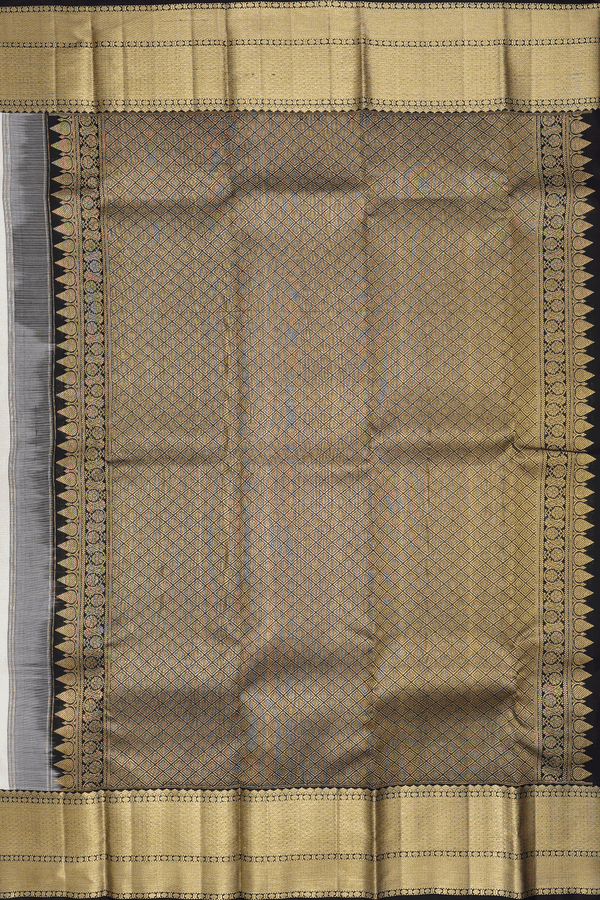 Kanchipuram Silk Saree In Beige With Zari Buttas