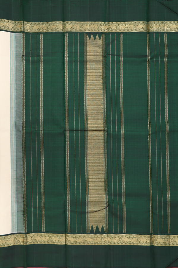 Kanchipuram Silk Saree In Beige With Zari Buttas