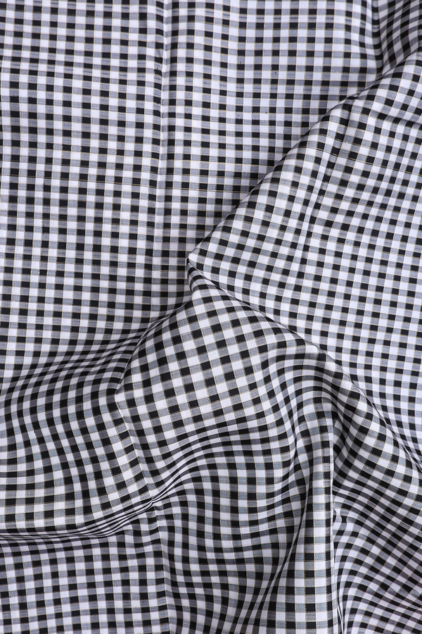 Kanchipuram Silk Saree In Black And White With Checks Design