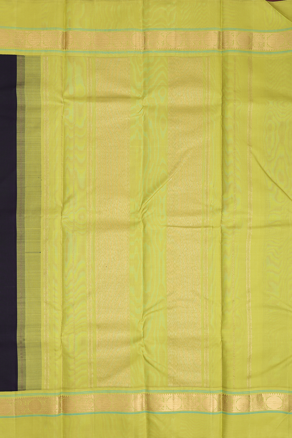 Kanchipuram Silk Saree In Black With Contrast Border