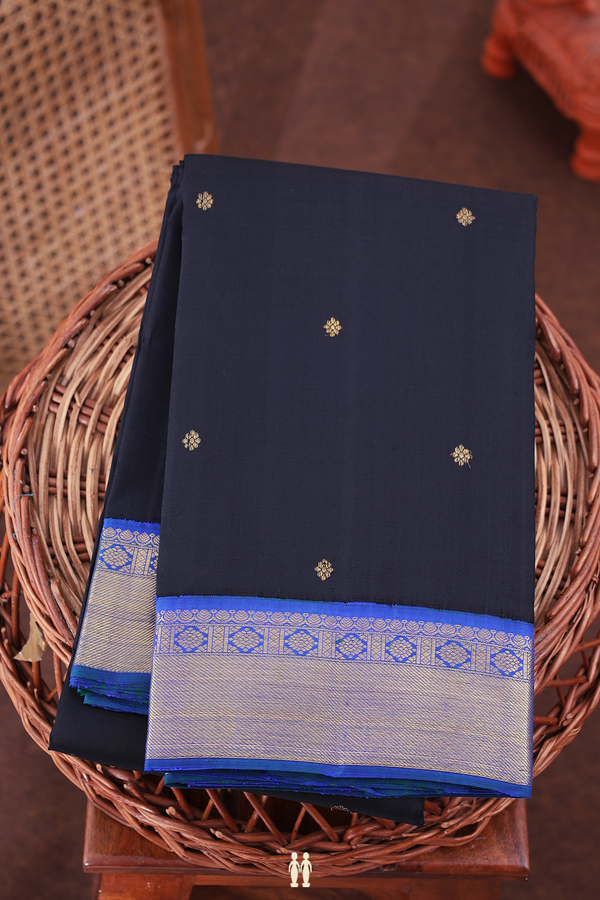 Kanchipuram Silk Saree In Black With Floral Buttis
