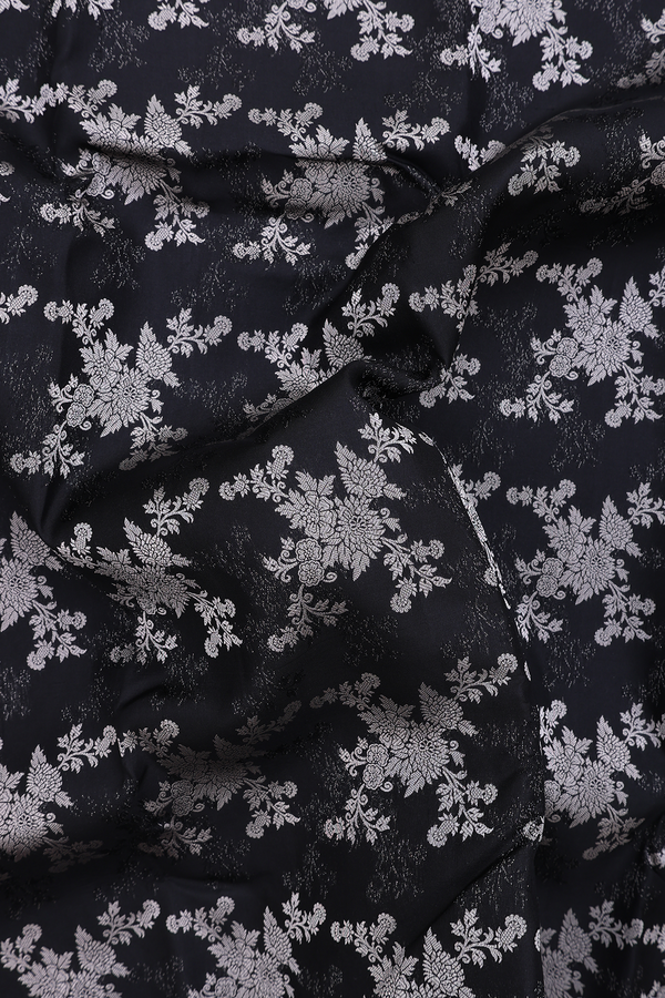 Kanchipuram Silk Saree In Black With Floral Design