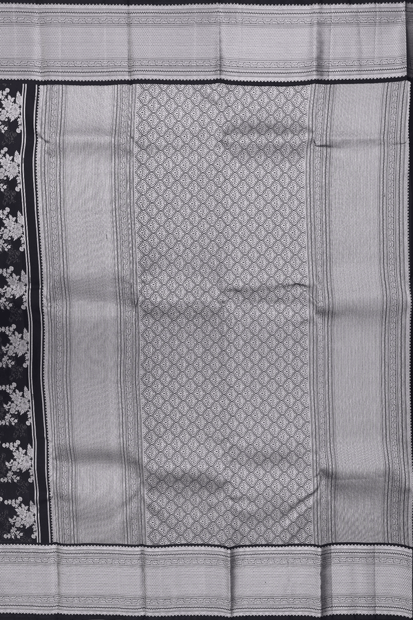 Kanchipuram Silk Saree In Black With Floral Design