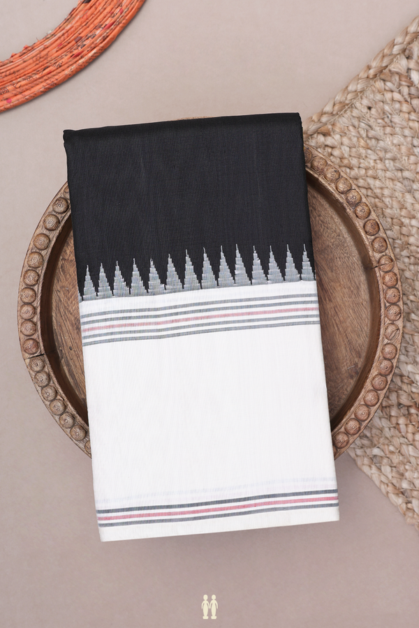 Kanchipuram Silk Saree In Black With Ganga Jamuna Border