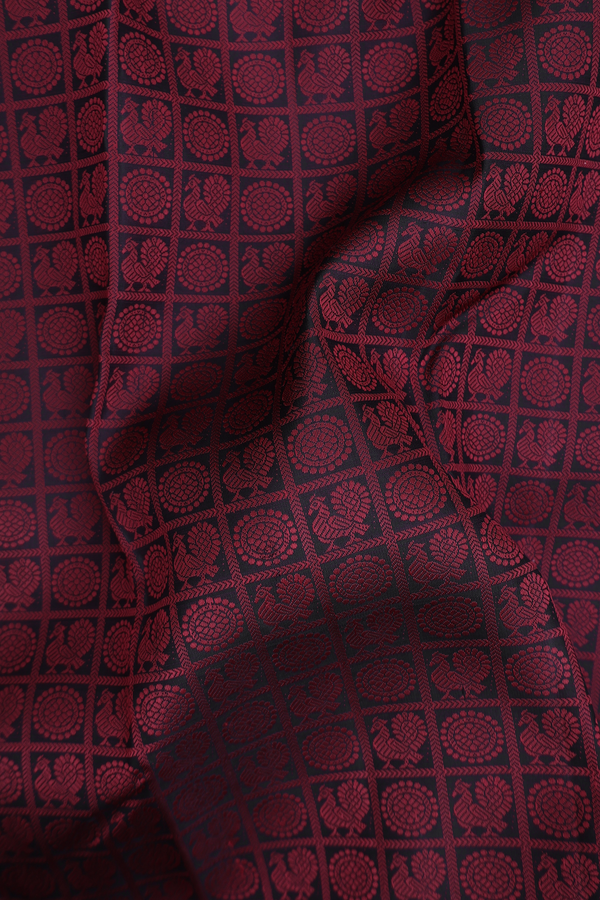 Kanchipuram Silk Saree In Black With Jacquard Pattern