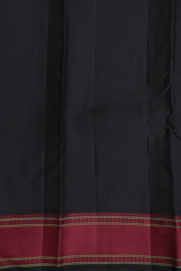 Kanchipuram Silk Saree In Black With Checks Design