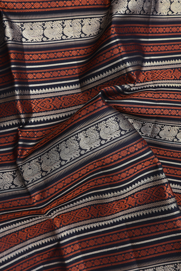 Kanchipuram Silk Saree In Black With Jacquard Pattern