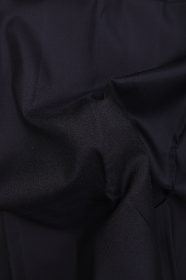 Kanchipuram Silk Saree In Black With Korvai Border