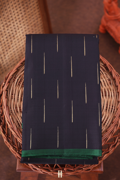 Kanchipuram Silk Saree In Black With Malli Moggu Buttas