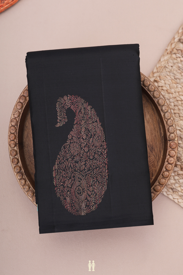 Kanchipuram Silk Saree In Black With Paisley Design