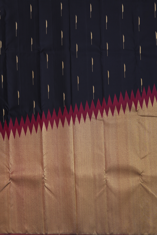 Kanchipuram Silk Saree In Black With Step Border