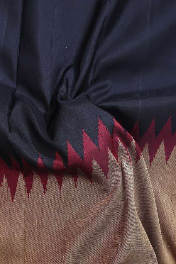 Kanchipuram Silk Saree In Black With Step Border