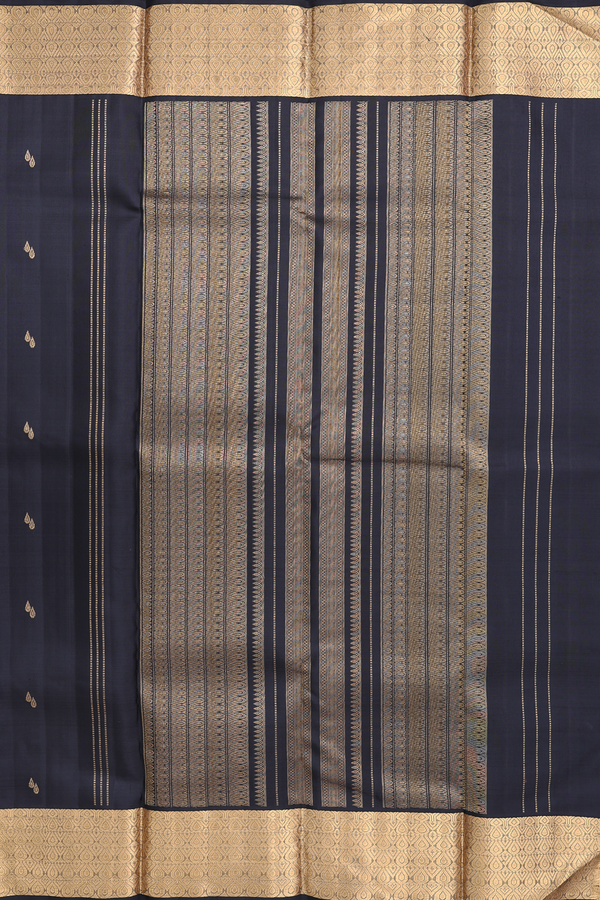 Kanchipuram Silk Saree In Black With Zari Buttas