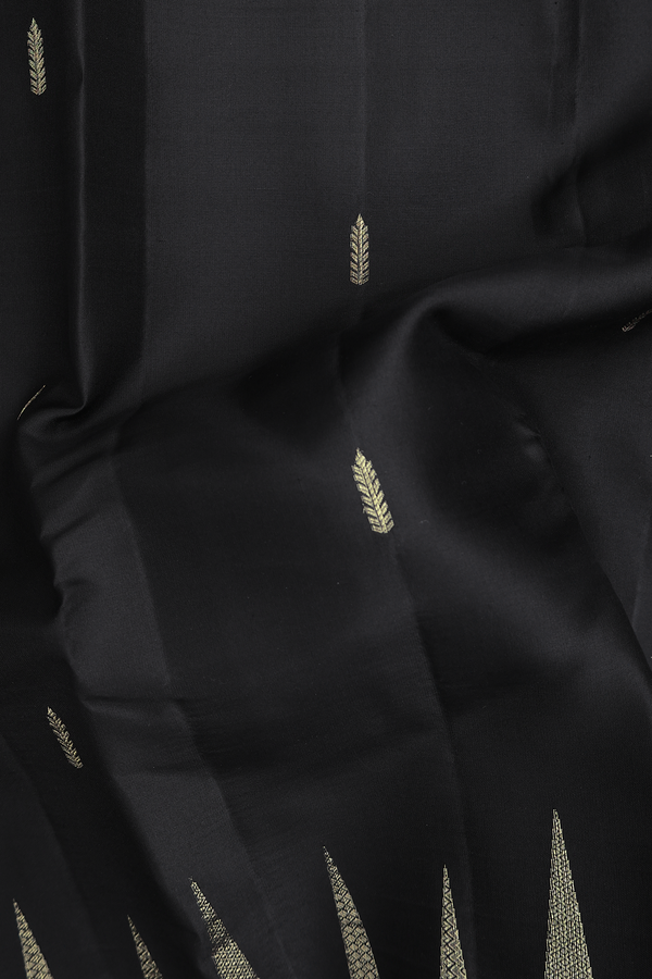Kanchipuram Silk Saree In Black With Zari Buttas