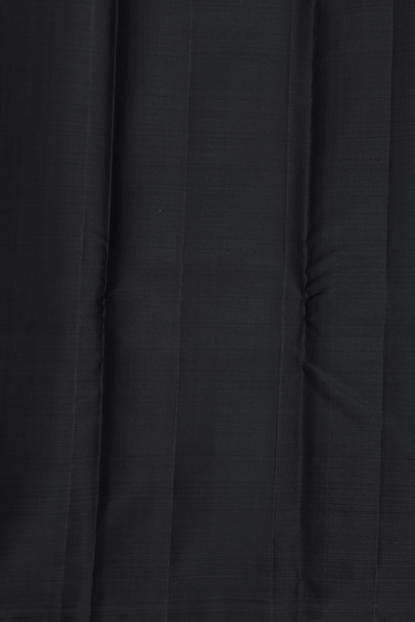 Kanchipuram Silk Saree In Black With Zari Motifs