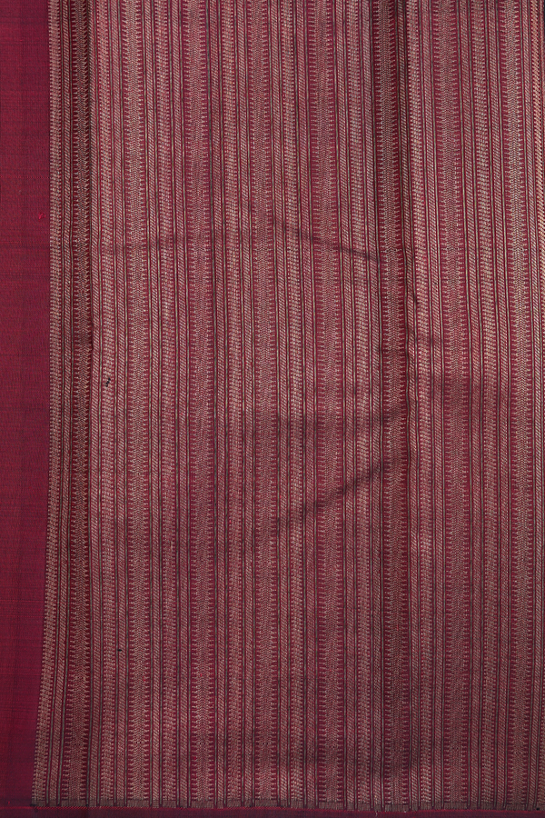 Kanchipuram Silk Saree In Black With Zari Pallu