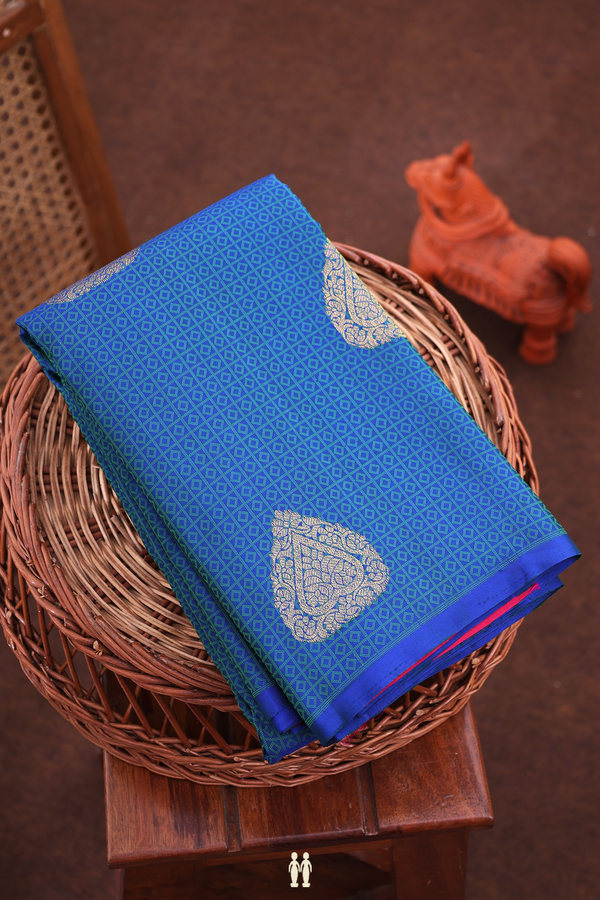 Kanchipuram Silk Saree In Blue With Jacquard Pattern