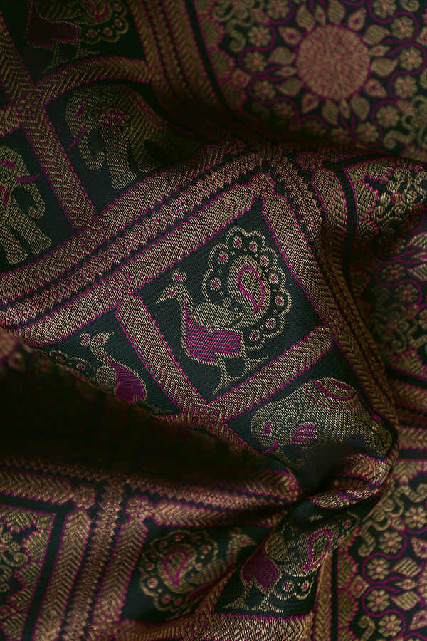 Kanchipuram Silk Saree In Bottle Green With Brocade Design