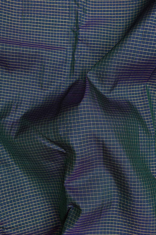 Kanchipuram Silk Saree In Dual Tone With Checks Design