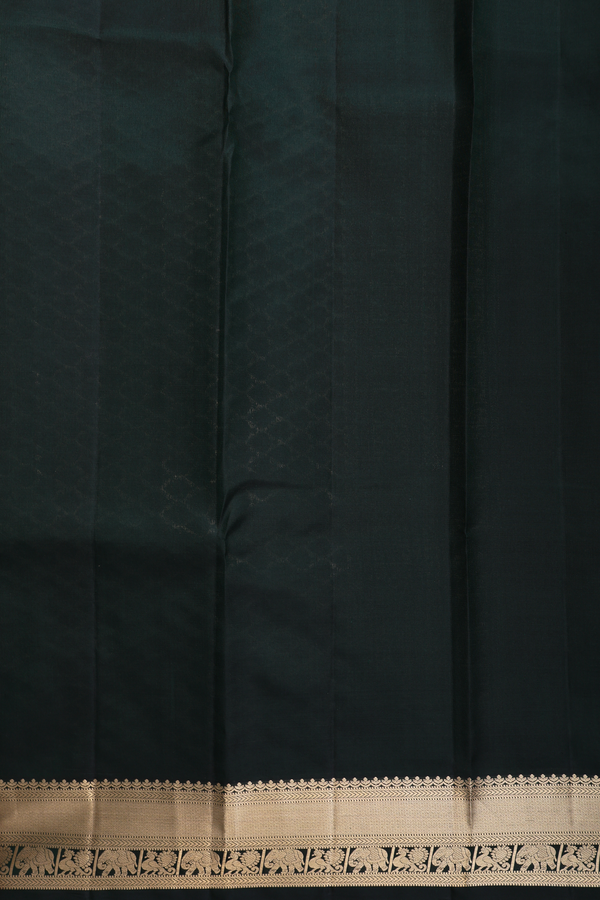 Kanchipuram Silk Saree In Bottle Green With Floral Buttas