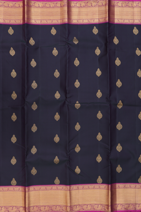 Kanchipuram Silk Saree In Bottle Green With Zari Buttas