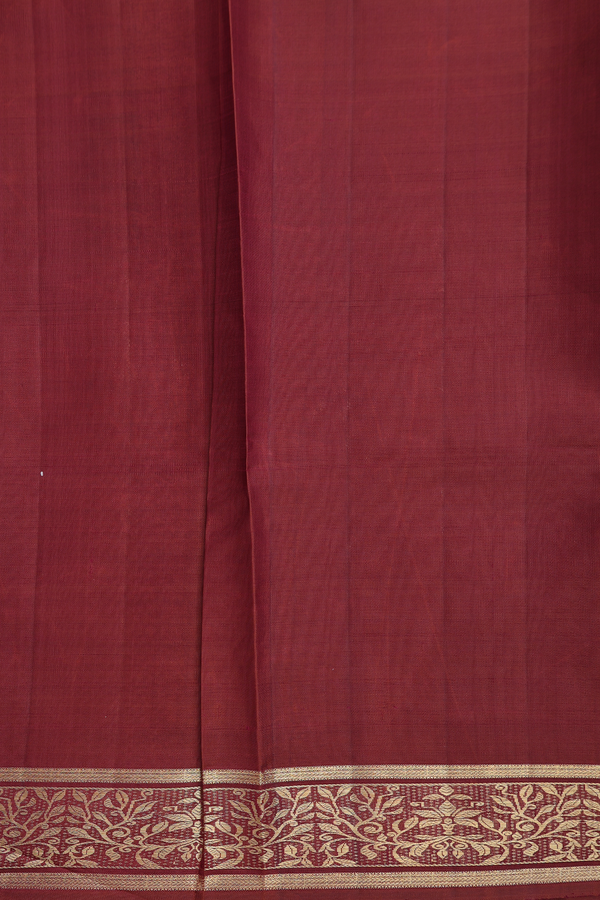 Kanchipuram Silk Saree In Brown With Brocade Design