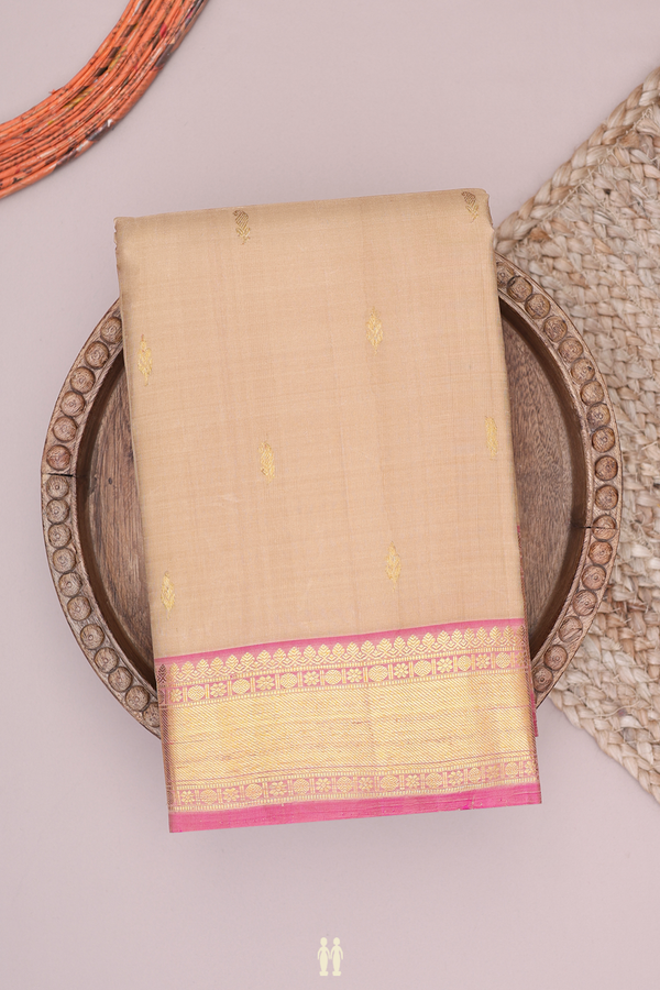 Kanchipuram Silk Saree In Brown With Floral Buttas