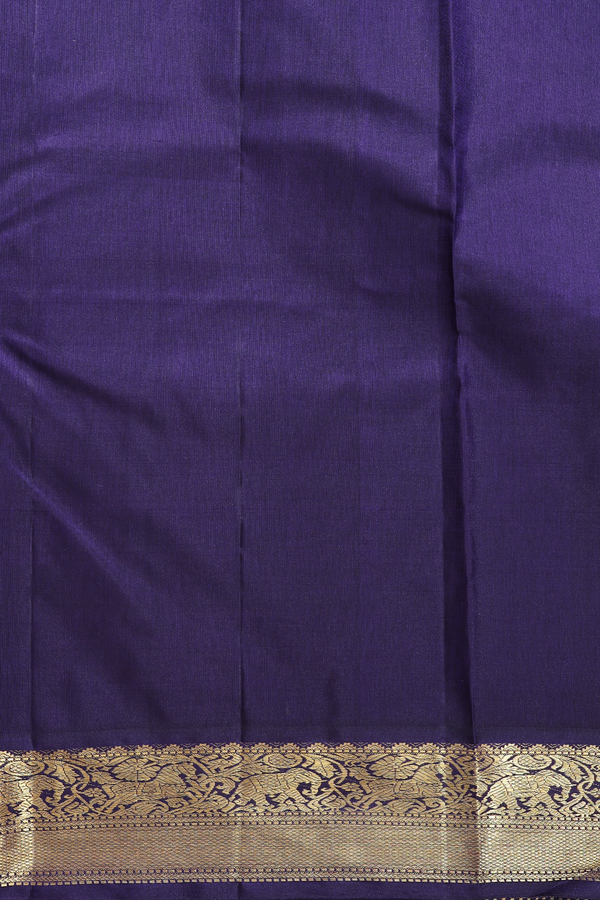 Kanchipuram Silk Saree In Brownish Grey With Contrast Border