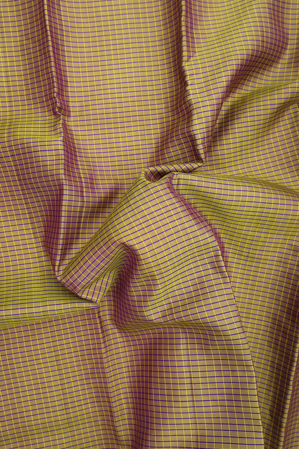 Kanchipuram Silk Saree In Dual Tone With Checks Design