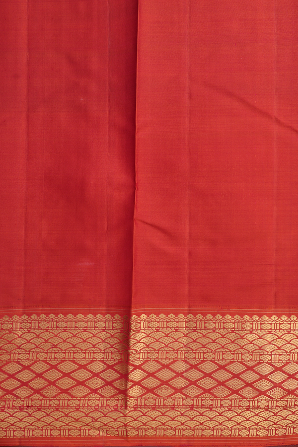 Kanchipuram Silk Saree In Cerulean Blue With Thread Design