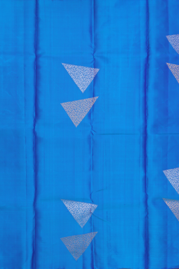 Kanchipuram Silk Saree In Cerulean Blue With Zari Design
