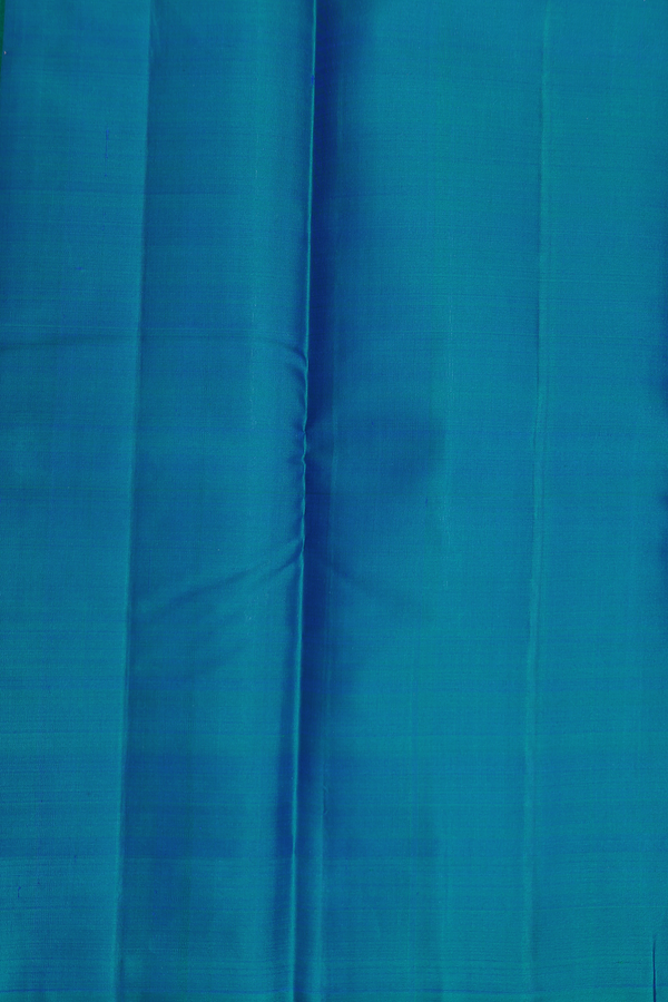 Kanchipuram Silk Saree In Cerulean Blue With Zari Motifs