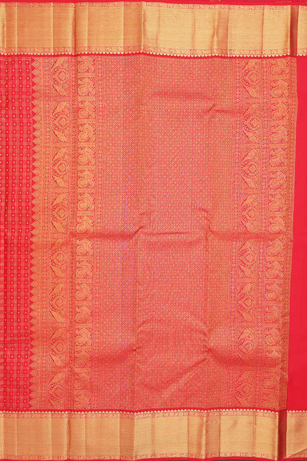 Kanchipuram Silk Saree In Chilli Red Along Checks With Buttis